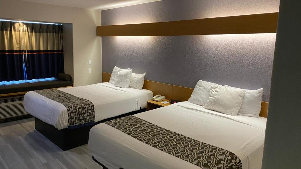 Microtel Inn & Suites by Wyndham Ardmore Image 19