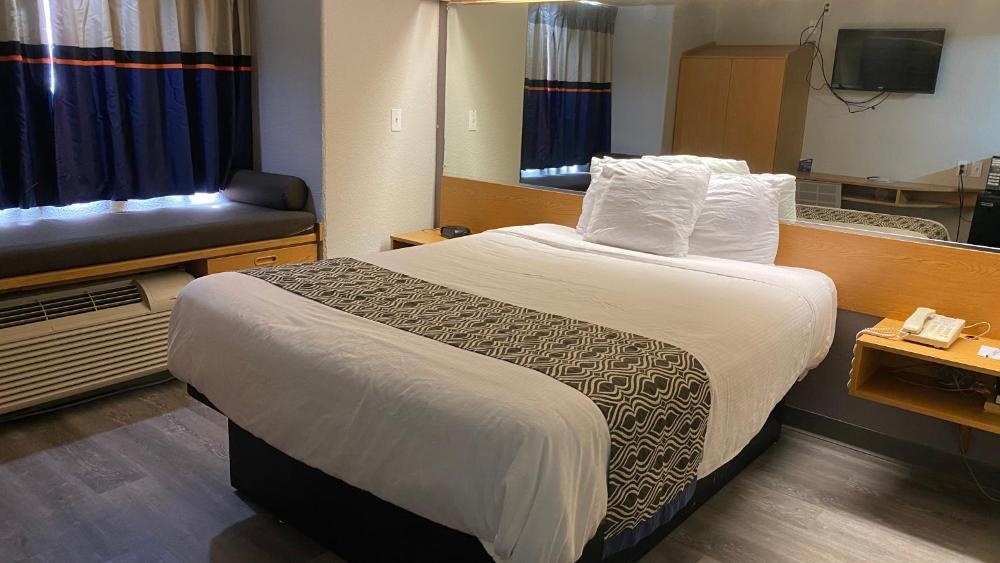 Microtel Inn & Suites by Wyndham Ardmore Image 22