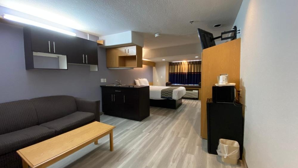 Microtel Inn & Suites by Wyndham Ardmore Image 24