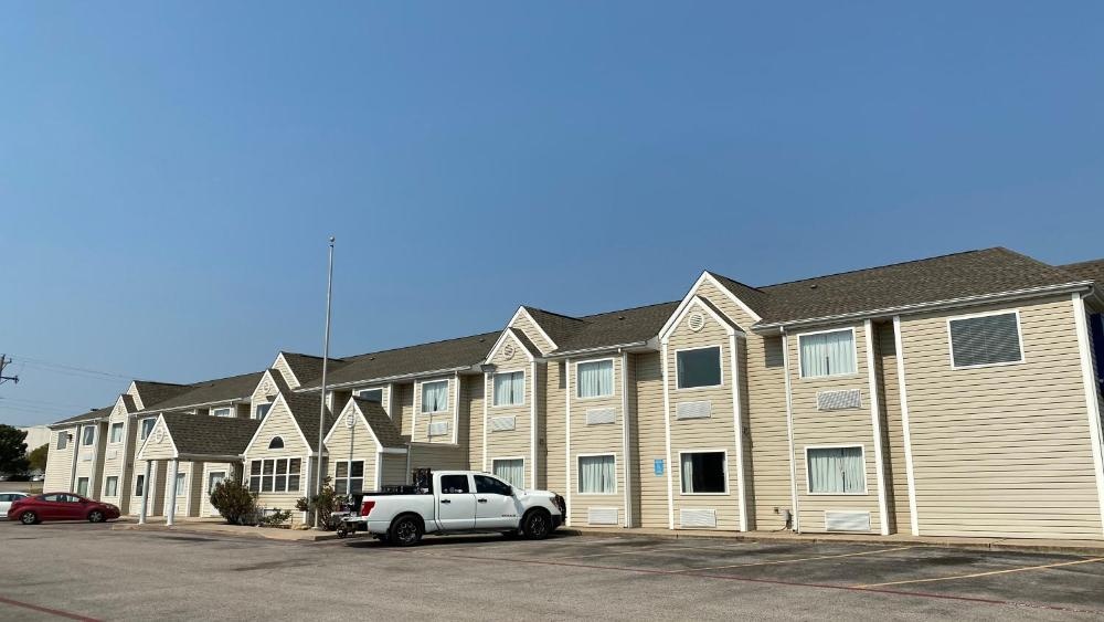 Microtel Inn & Suites by Wyndham Ardmore Image 34