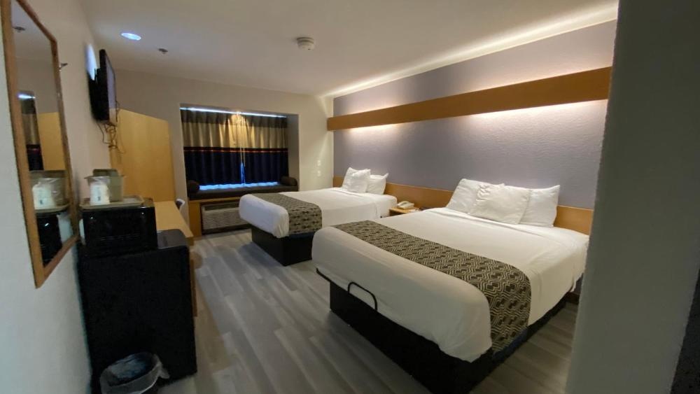 Microtel Inn & Suites by Wyndham Ardmore Image 39